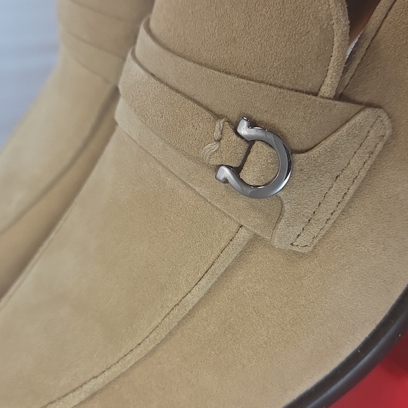 NWT $895 Salvatore Ferragamo Desio Suede Leather Moccasins Size 8.5 - Picture 7 of 16